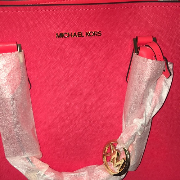 Micheal Kors Hope Coral Reef LG Satchel - Picture 3 of 6